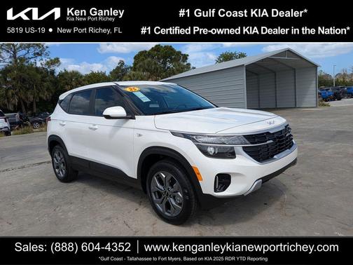 Snow White Pearl 2025 Kia Seltos LX