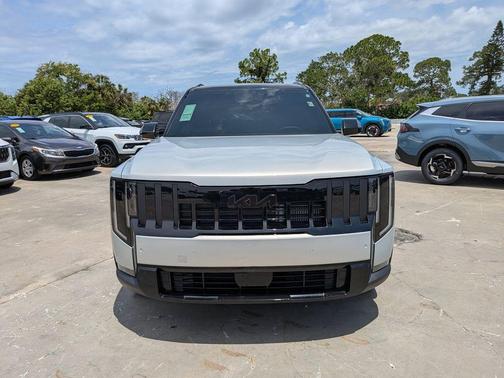 Ivory Silver 2027 Kia Telluride S