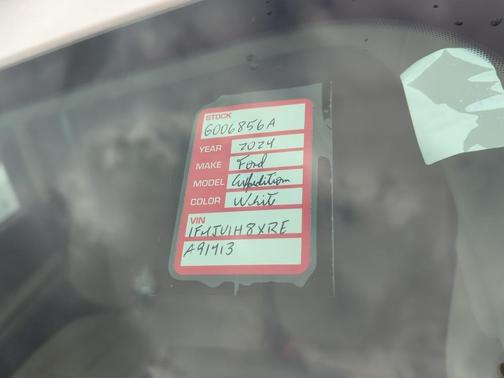 2024 Ford Expedition XLT