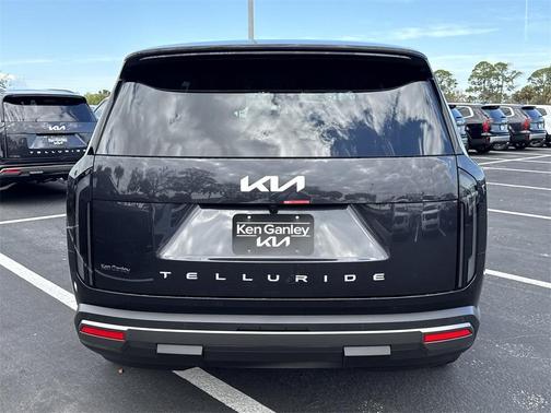 2027 Kia Telluride LX