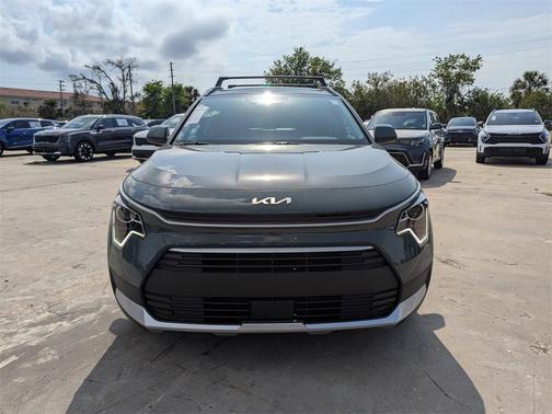 2025 Kia Niro EX