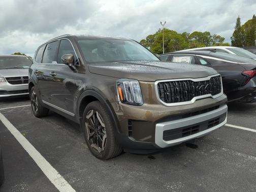 2025 Kia Telluride EX