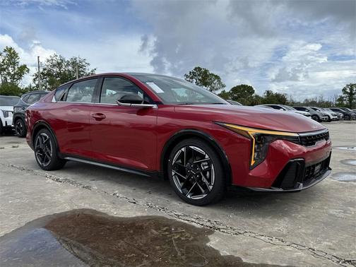 2025 Kia K4 GT-Line