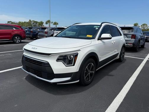 2023 Kia Niro EX
