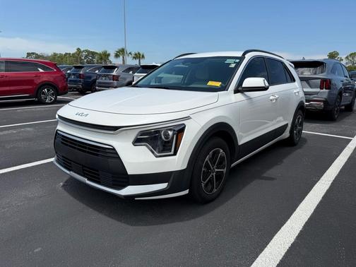 2023 Kia Niro EX
