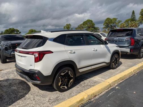 2024 Kia Seltos SX