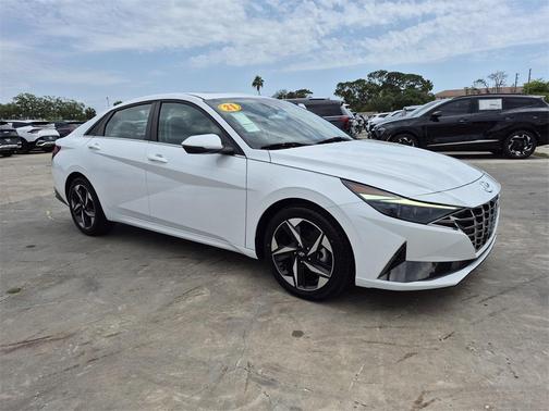 2021 Hyundai ELANTRA Limited
