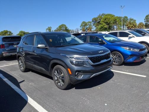 2023 Kia Seltos S