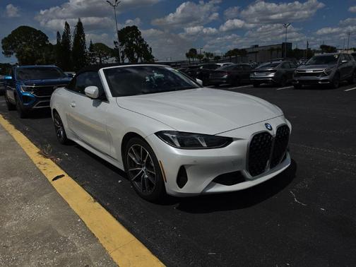 Mineral White Metallic 2025 BMW 430 i