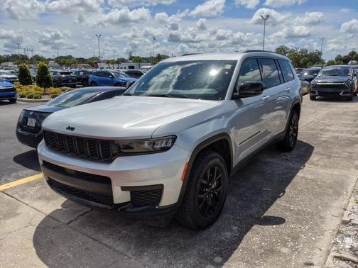 2024 Jeep Grand Cherokee L Laredo