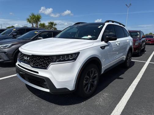 2022 Kia Sorento X-Line EX