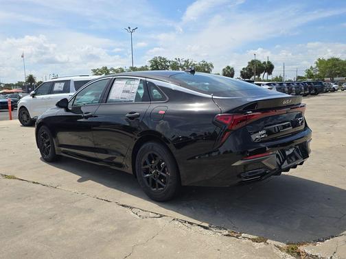 Aurora Black 2026 Kia K5 LXS