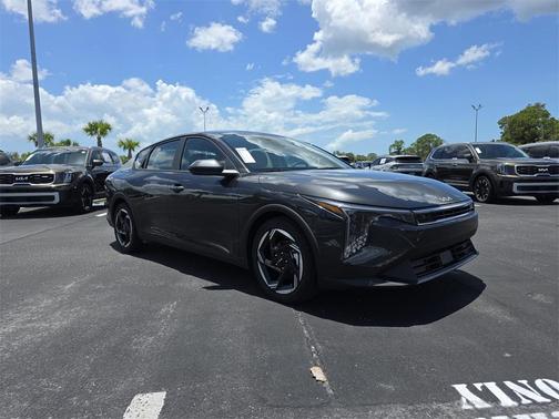 2025 Kia K4 EX
