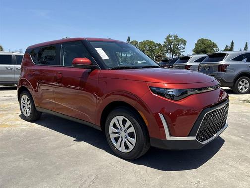 2025 Kia Soul LX