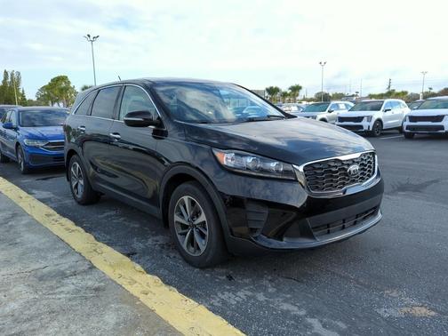 2020 Kia Sorento LX