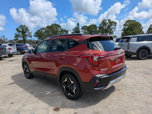 Mars Orange 2025 Kia Seltos S