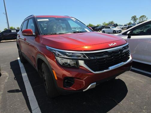 Mars Orange 2025 Kia Seltos S