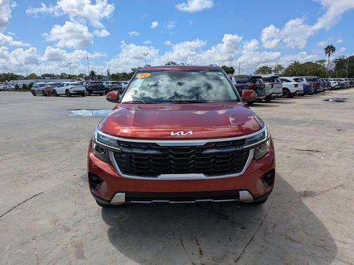 Mars Orange 2025 Kia Seltos S