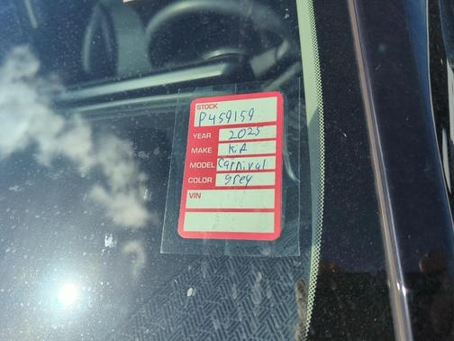 2025 Kia Carnival LXS