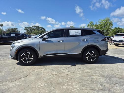 2025 Kia Sportage Hybrid LX