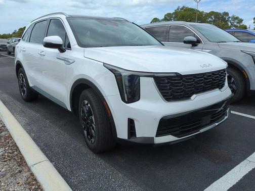 Glacial White Pearl 2025 Kia Sorento S