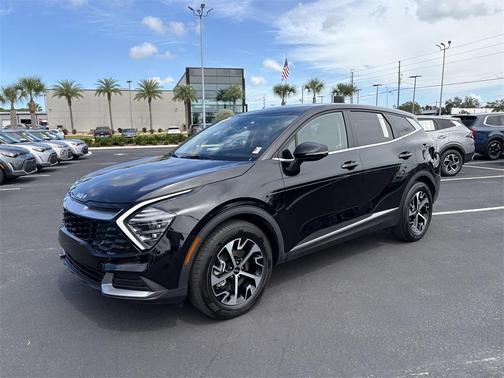 2024 Kia Sportage EX