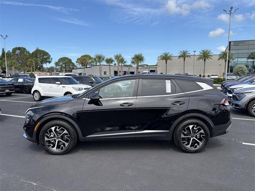 2024 Kia Sportage EX
