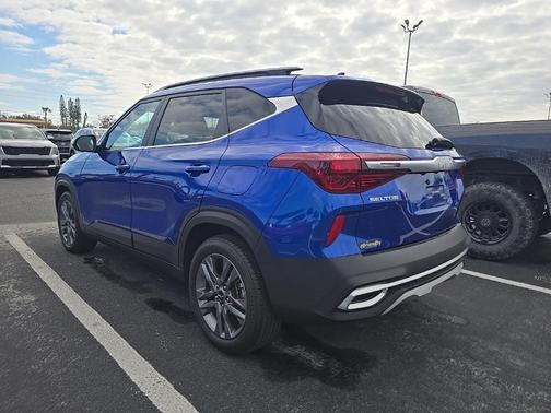 2023 Kia Seltos S