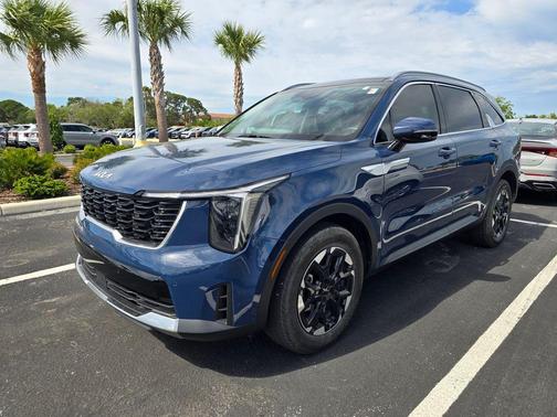 Midnight Black 2025 Kia Sorento S