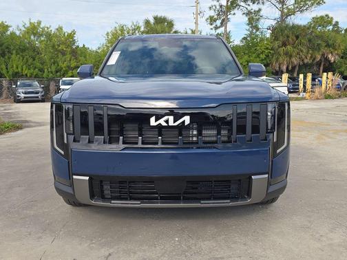 Midnight Black 2027 Kia Telluride EX