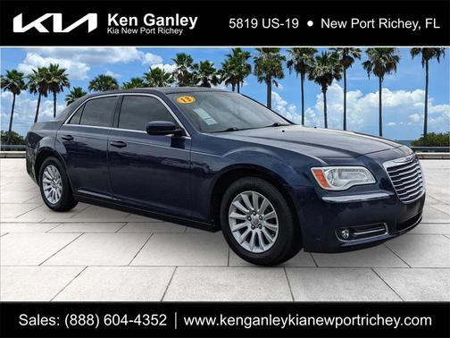 2013 Chrysler 300 Base