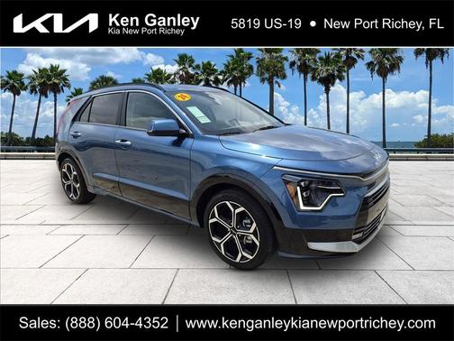 2024 Kia Niro SX Touring