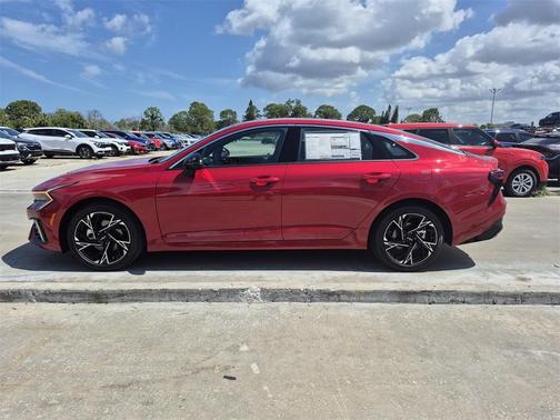 2025 Kia K5 GT-Line