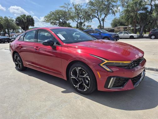 2025 Kia K5 GT-Line