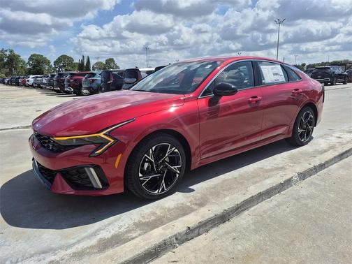 2025 Kia K5 GT-Line