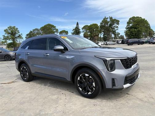 2024 Kia Sorento S