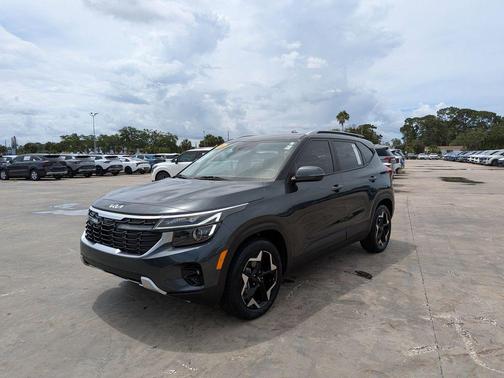 Gravity Gray 2025 Kia Seltos S