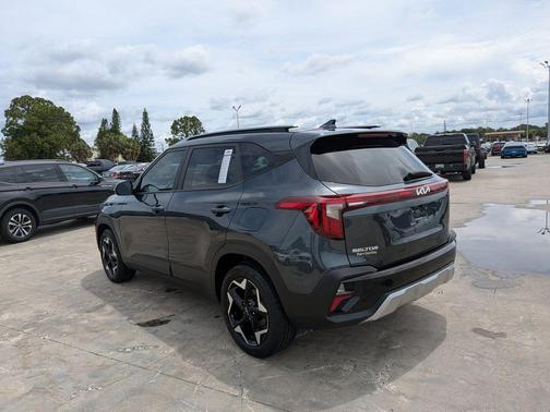 Gravity Gray 2025 Kia Seltos S