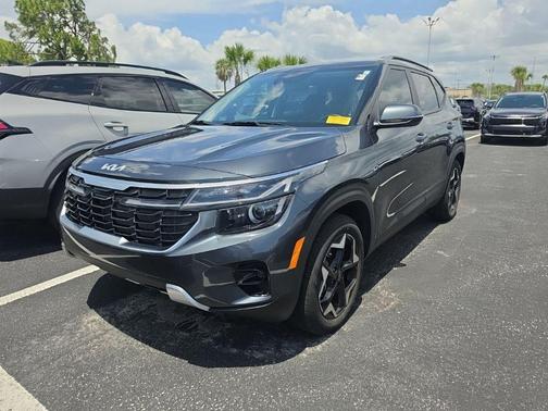 Gravity Gray 2025 Kia Seltos S