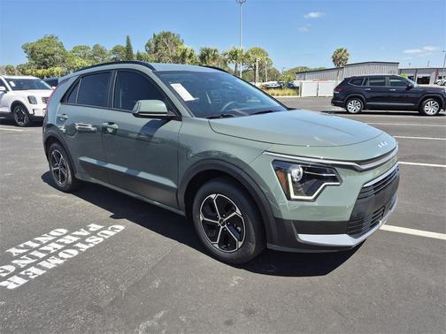 2025 Kia Niro EX