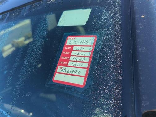 Summit White 2021 Chevrolet Trailblazer RS