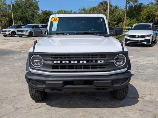 Oxford White 2025 Ford Bronco Big Bend