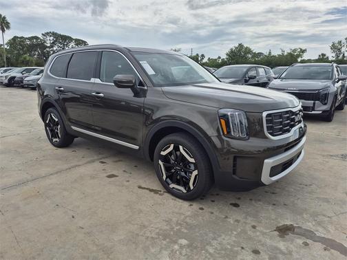 2025 Kia Telluride S