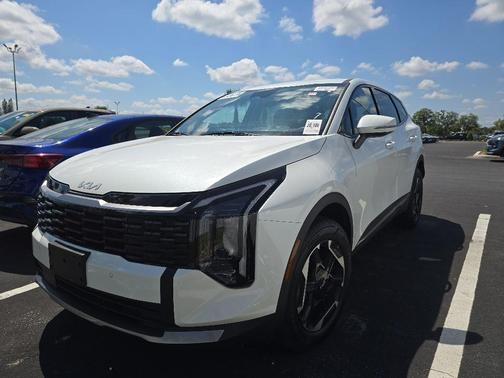 White 2026 Kia Sportage Hybrid S