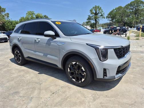 2024 Kia Sorento S