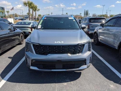 2024 Kia Sorento S