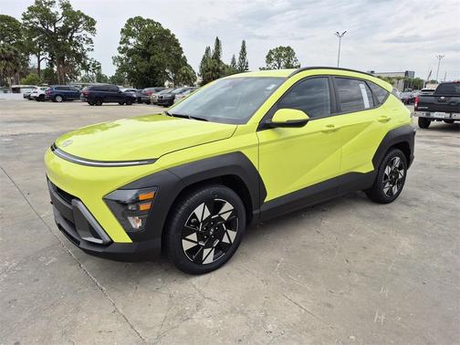 2024 Hyundai KONA SEL