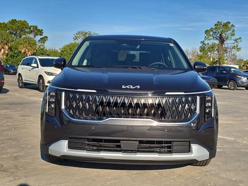 Metal 2026 Kia Carnival LXS