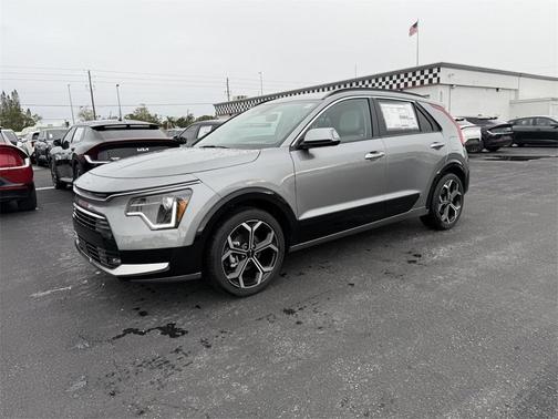 2025 Kia Niro EX Touring