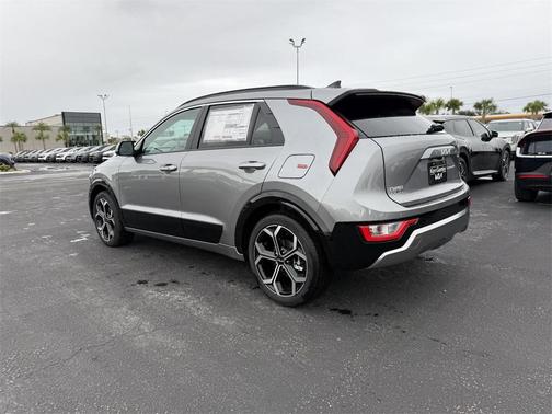 2025 Kia Niro EX Touring
